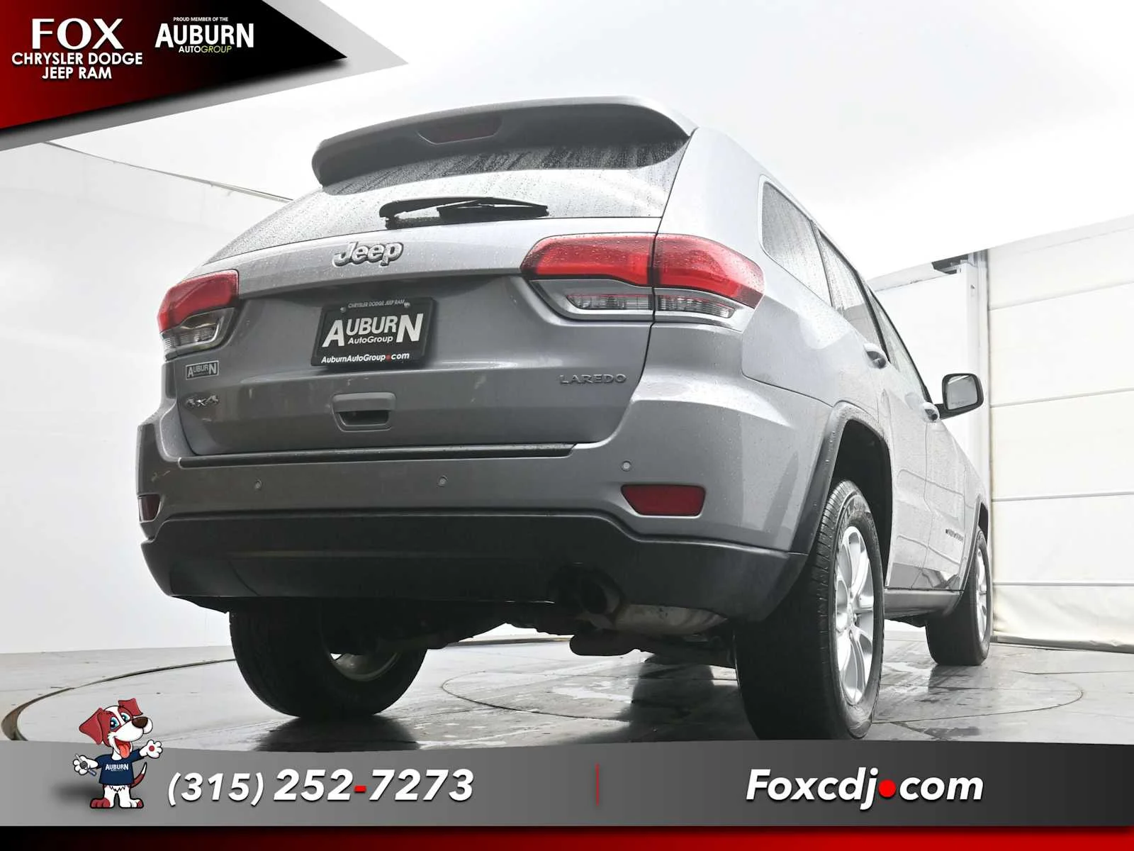 Used 2022 Silver Zynith Jeep Limited image 21