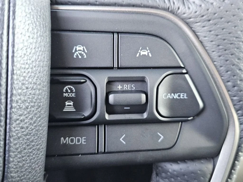 2025 Toyota Tacoma Limited - Photo 18