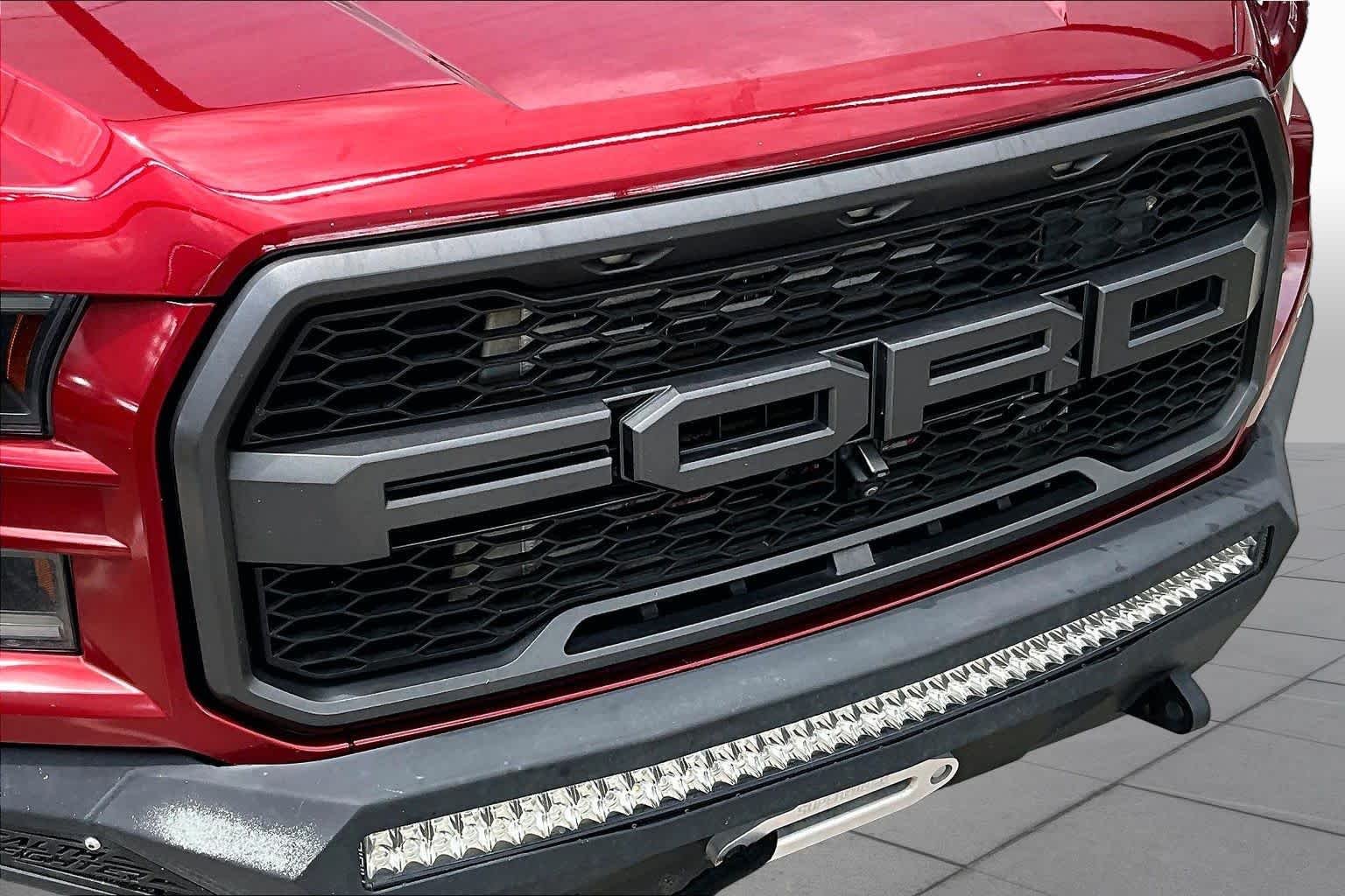 Used 2018 Ruby Red Metallic Tinted Clearcoat Ford Raptor image 30