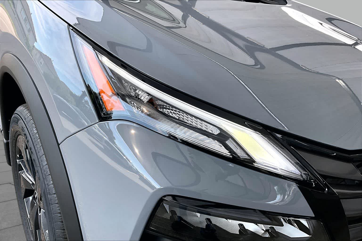 New 2026 Boulder Gray Pearl Nissan SV image 18