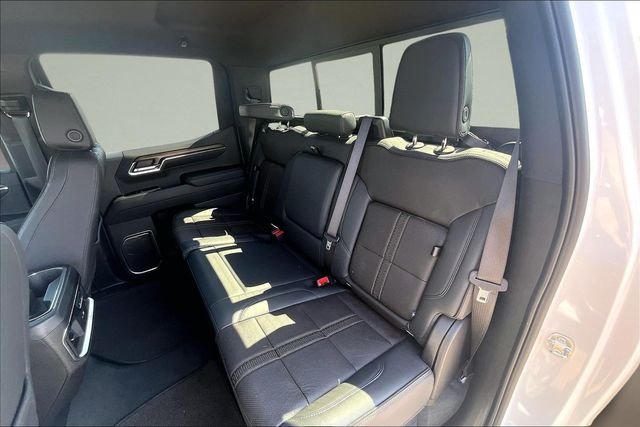 Used 2024 Beige Chevrolet High Country image 25