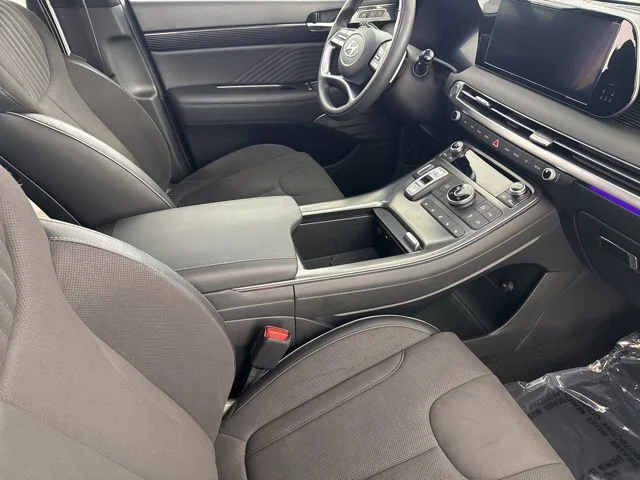 Used 2025 Black Hyundai Calligraphy Night Edition image 22