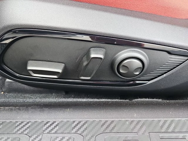 New 2026 White Knuckle Exterior Paint Dodge Scat Pack Plus image 14