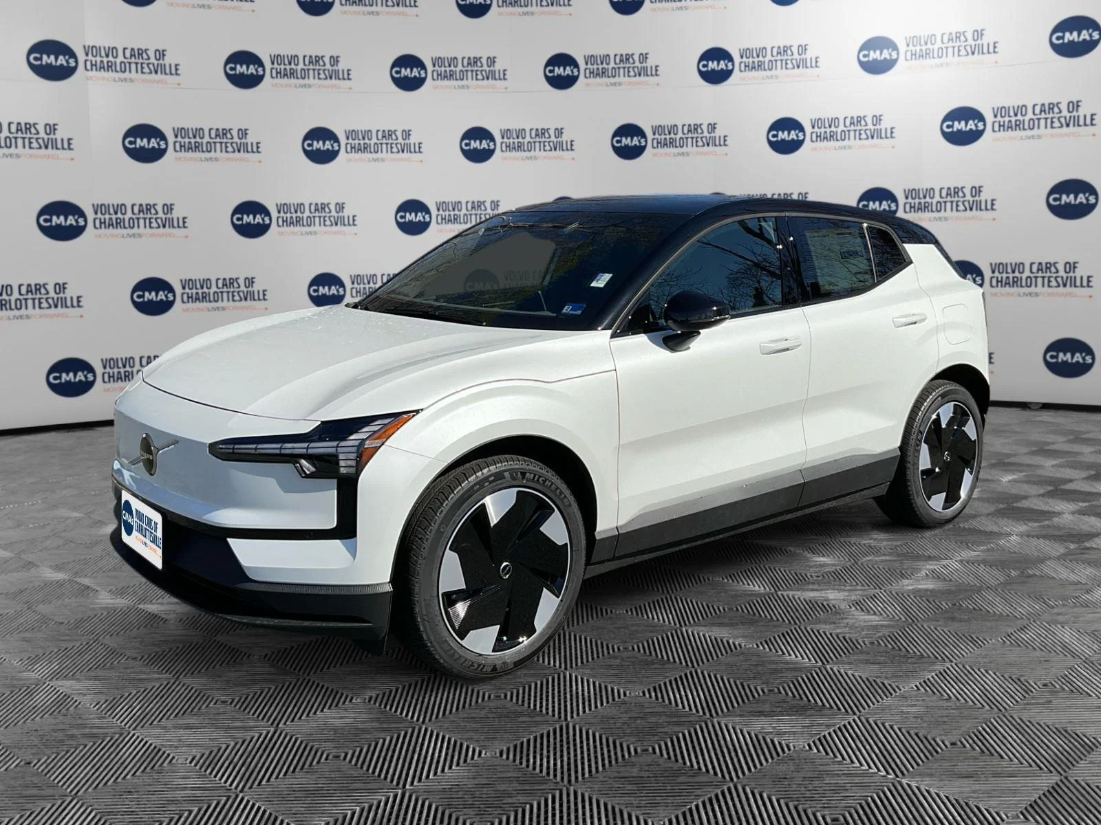 2026 Volvo EX30 Single Motor Plus's photo
