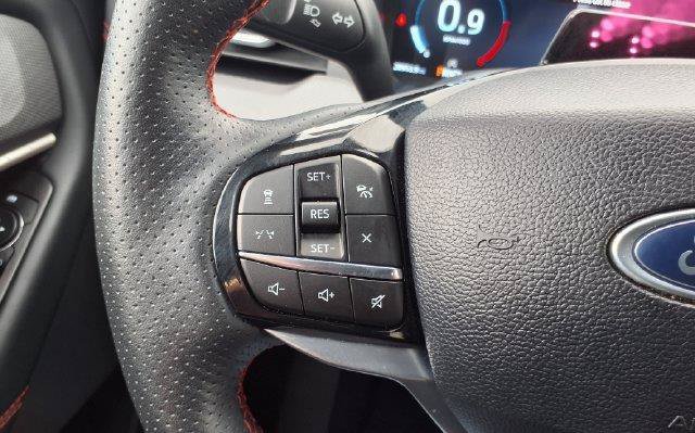 Used 2025 Gray Ford ST-Line image 27