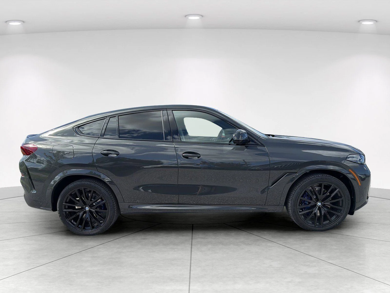 New 2027 Dravit Grey Metallic BMW xDrive40i image 3