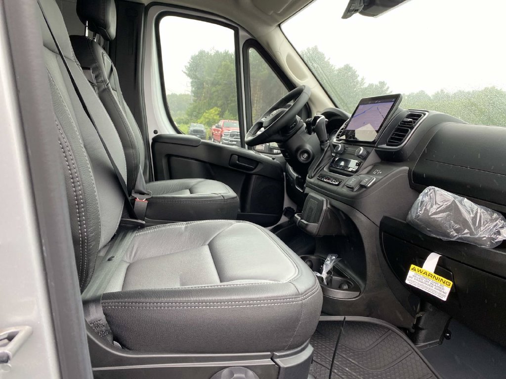 Used 2025 Silver Ram High Roof image 25