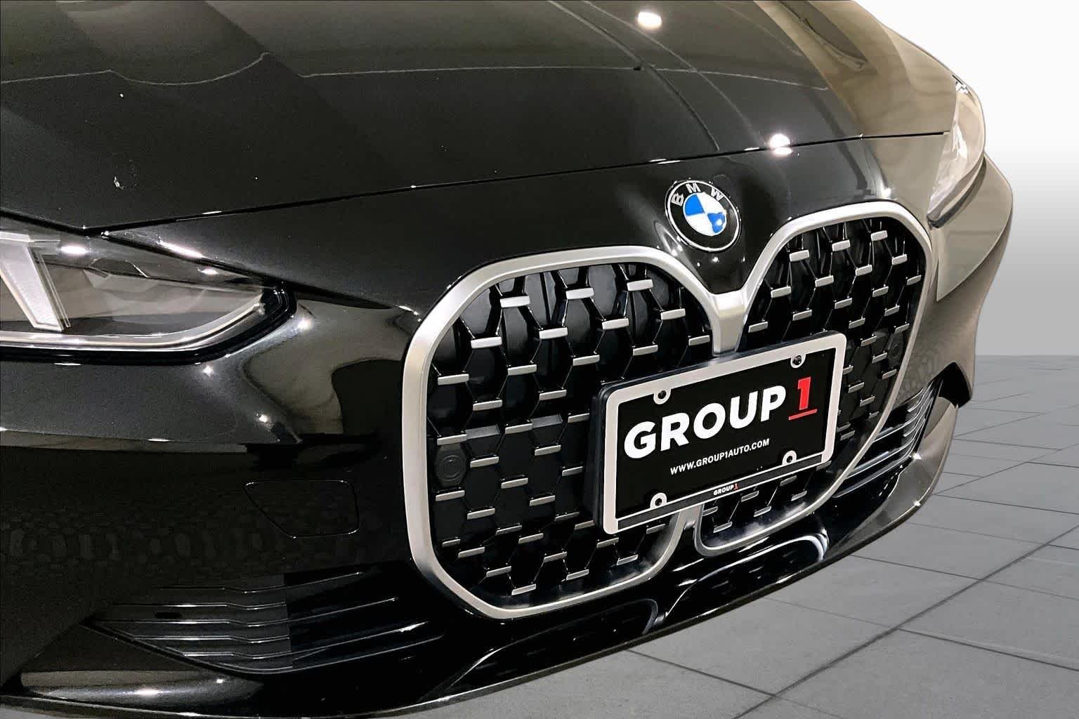 Used 2026 Black Sapphire Metallic BMW 430i xDrive image 31