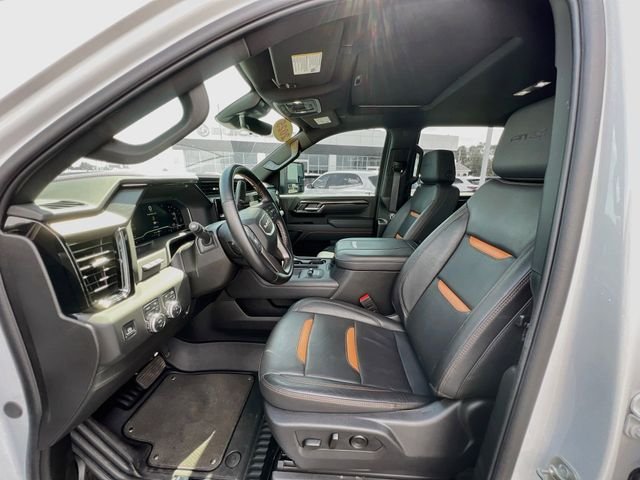 2025 GMC Sierra 3500HD AT4 - Photo 10