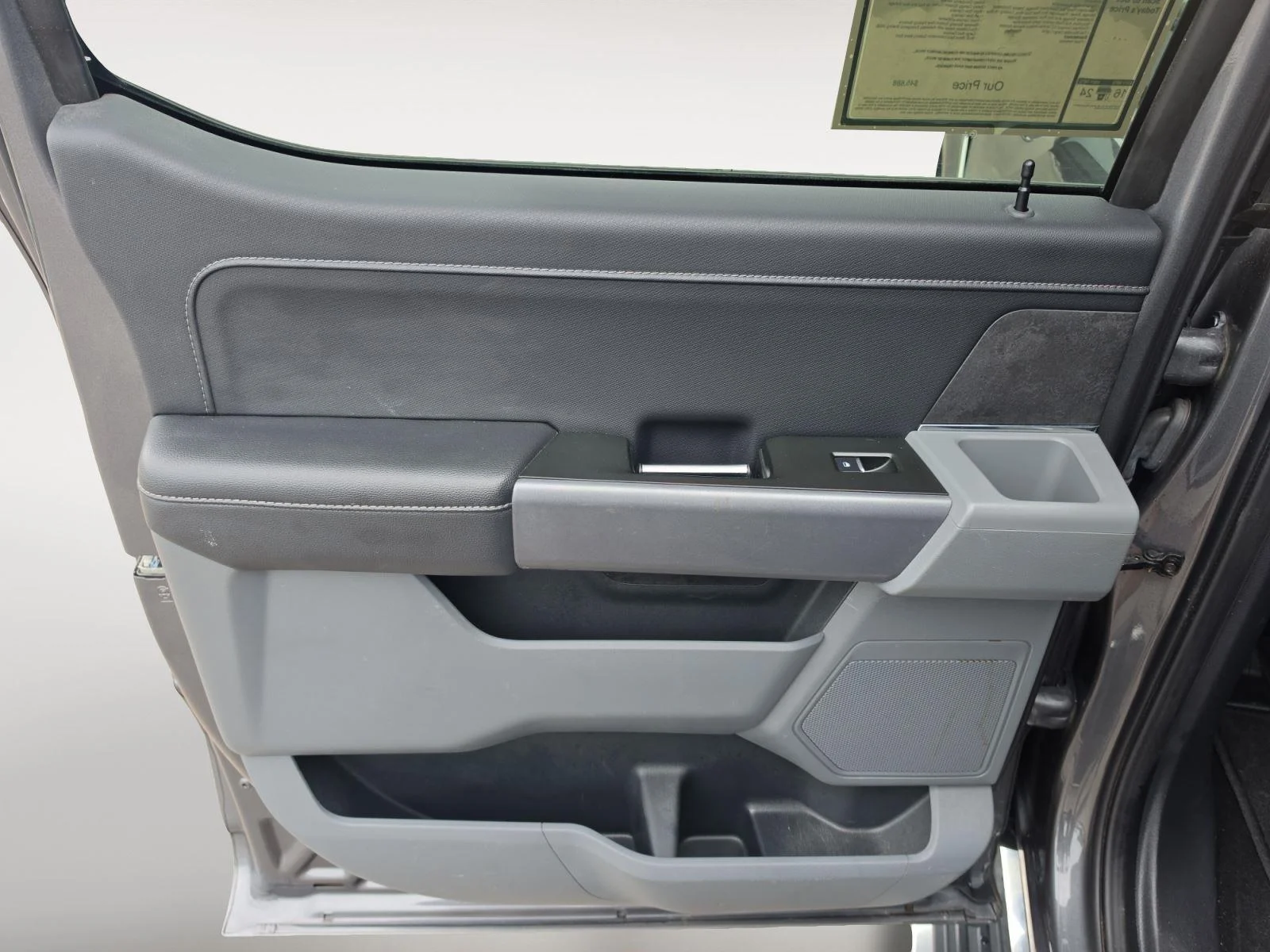 Used 2024 Carbonized Gray Ford XLT image 18