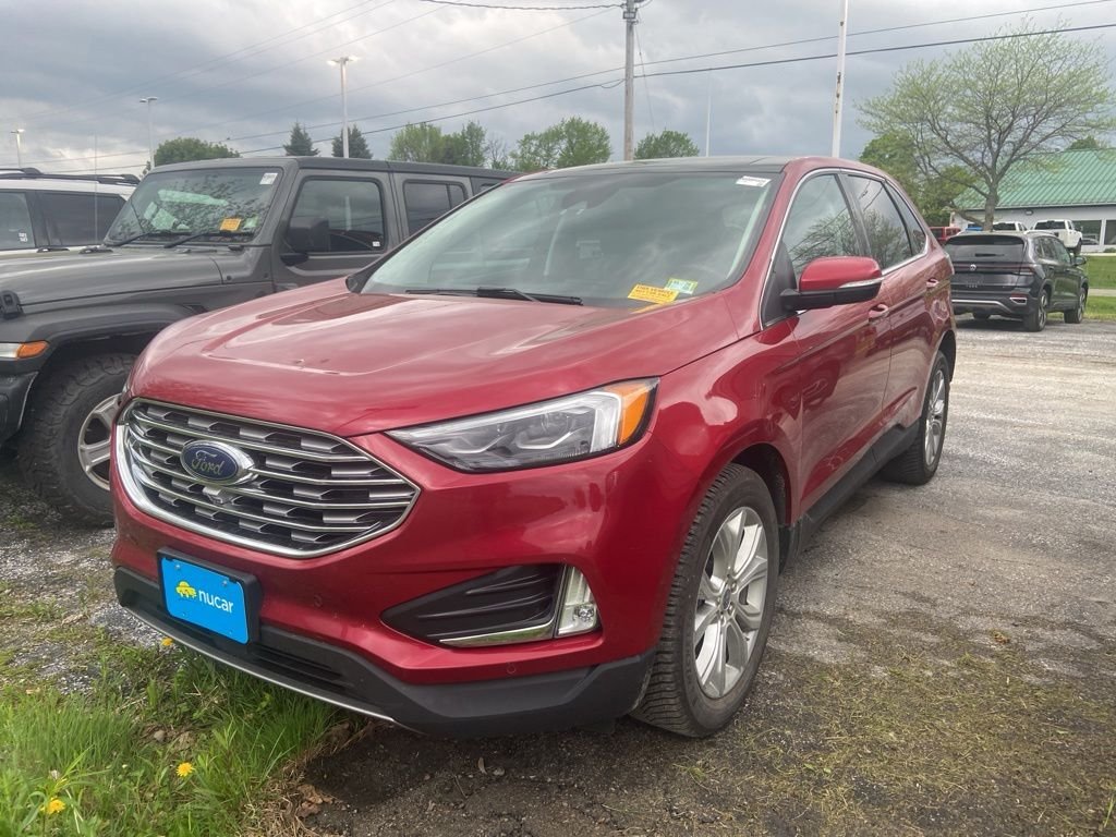 Used 2022 Red Metallic Ford Titanium image 3