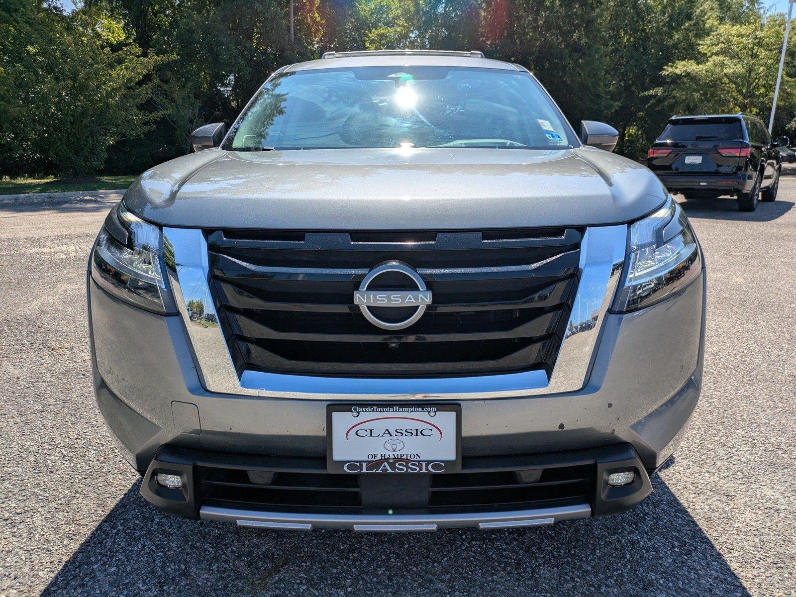 Used 2023 Gun Metallic Nissan Platinum image 9