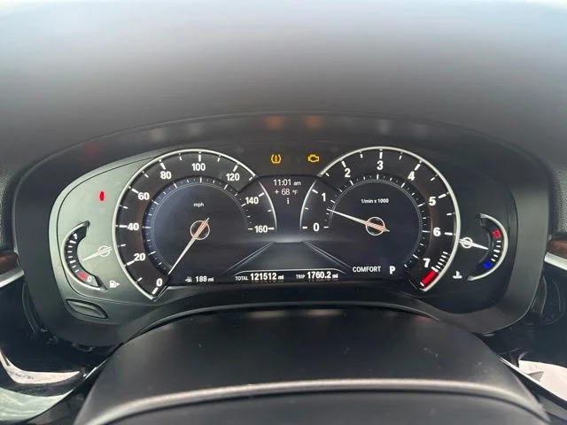 Used 2018 Black BMW 540i xDrive image 16