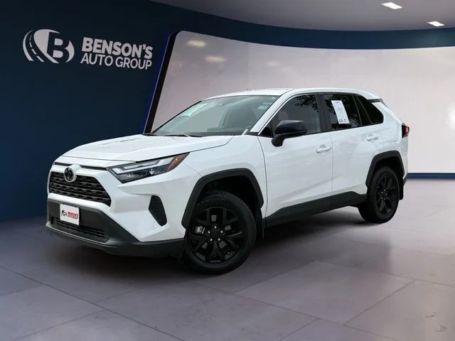 2024 Toyota RAV4 LE