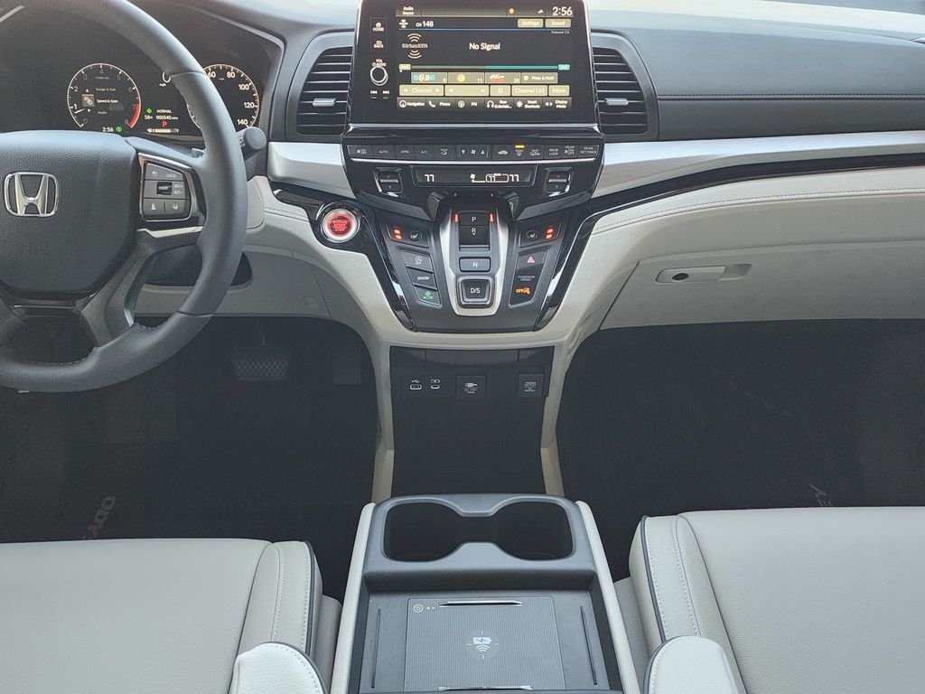 2026 Honda Odyssey Touring - Photo 12