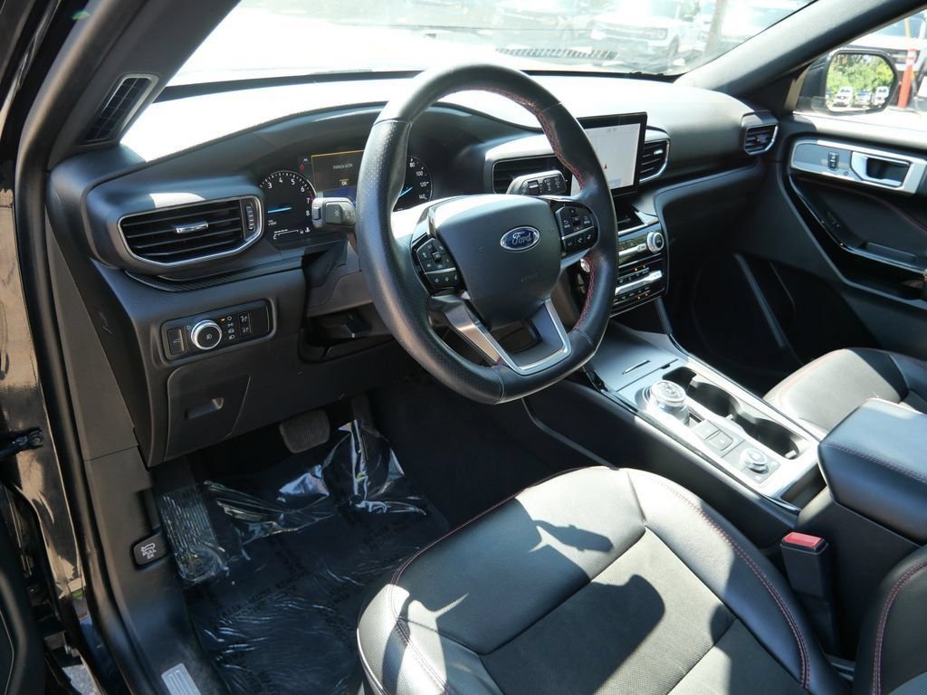 Certified Used 2023  Ford ST-Line image 3