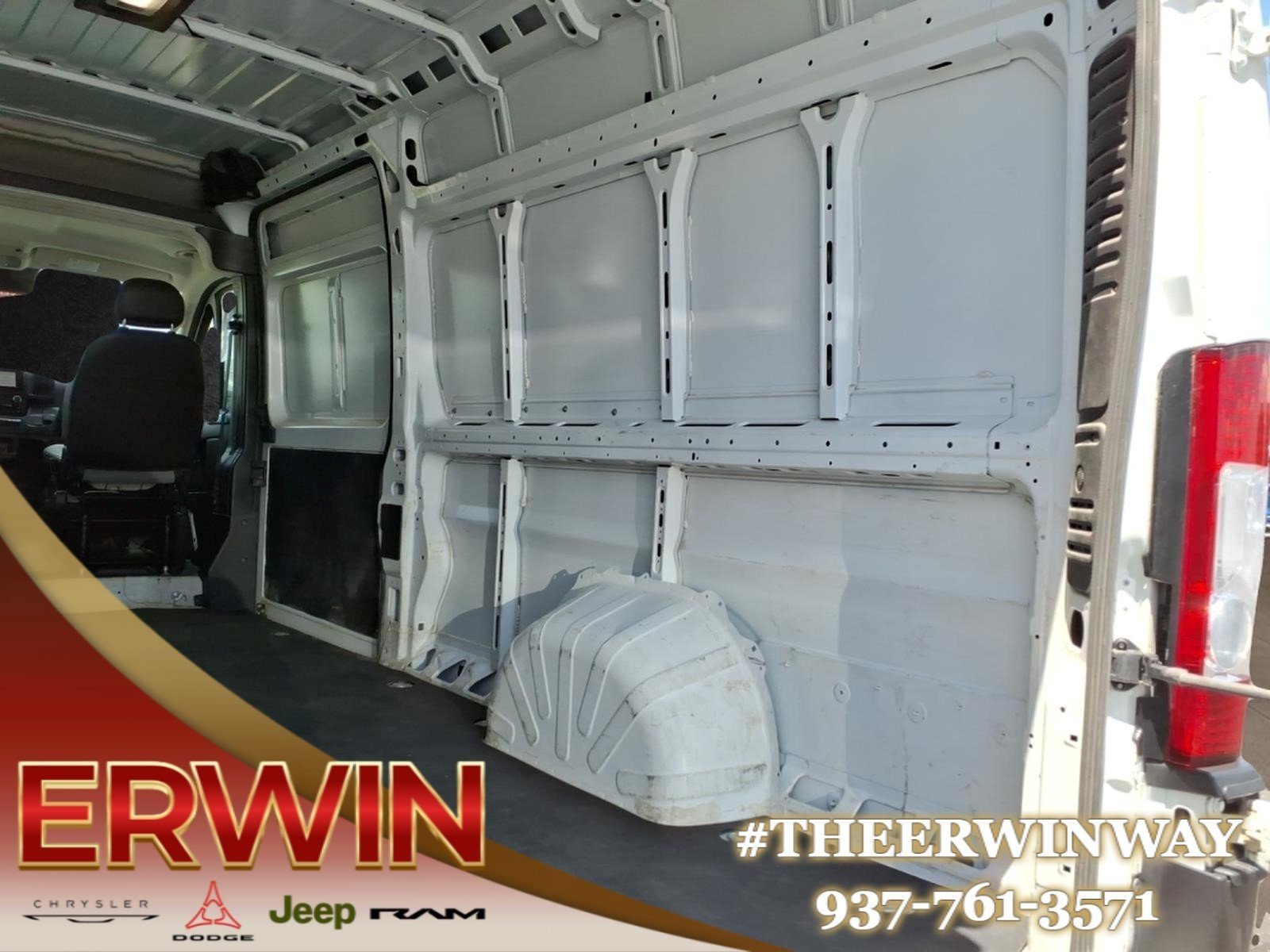 Used 2025 Bright White Clear Coat RAM 3500 TRADESMAN image 25