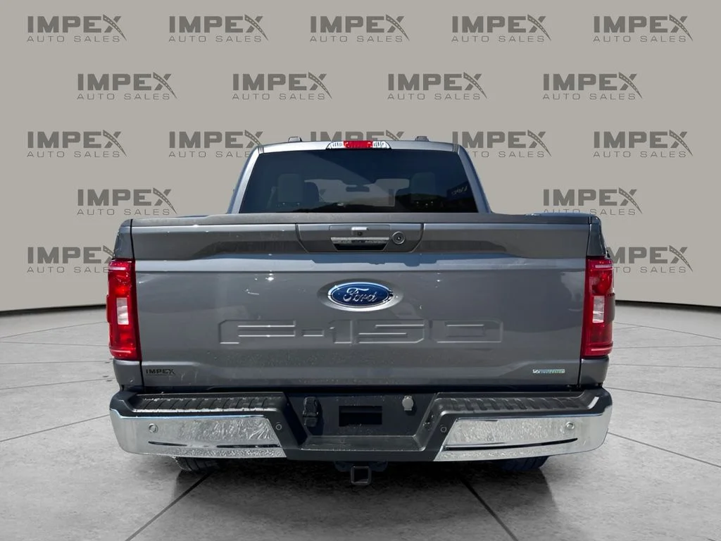 Used 2023 Gray Ford XLT image 4