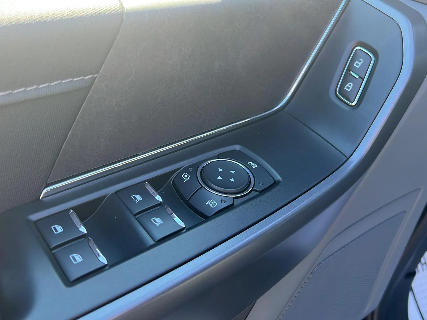 Used 2025 Agate Black Ford XLT image 6