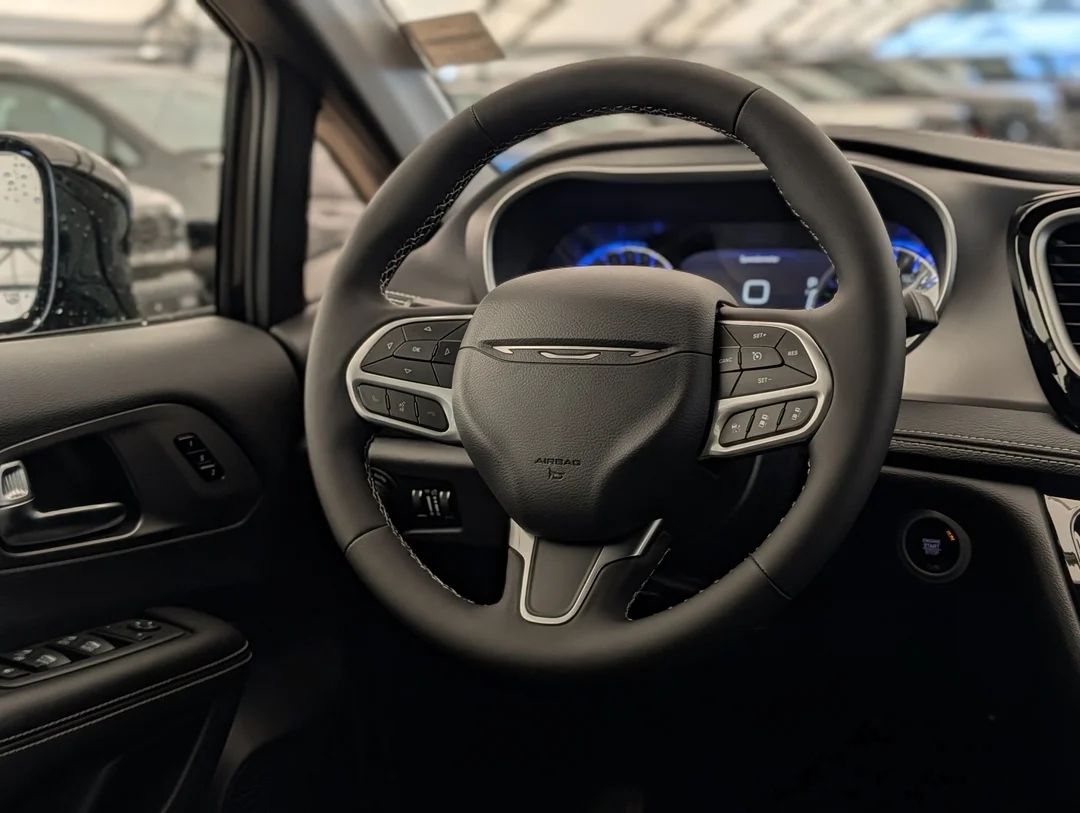 New 2027 Black Chrysler Select - - AWD - Customer Preferred Pkg 27L - Safety Sphere - Full Sunroof & More! image 16