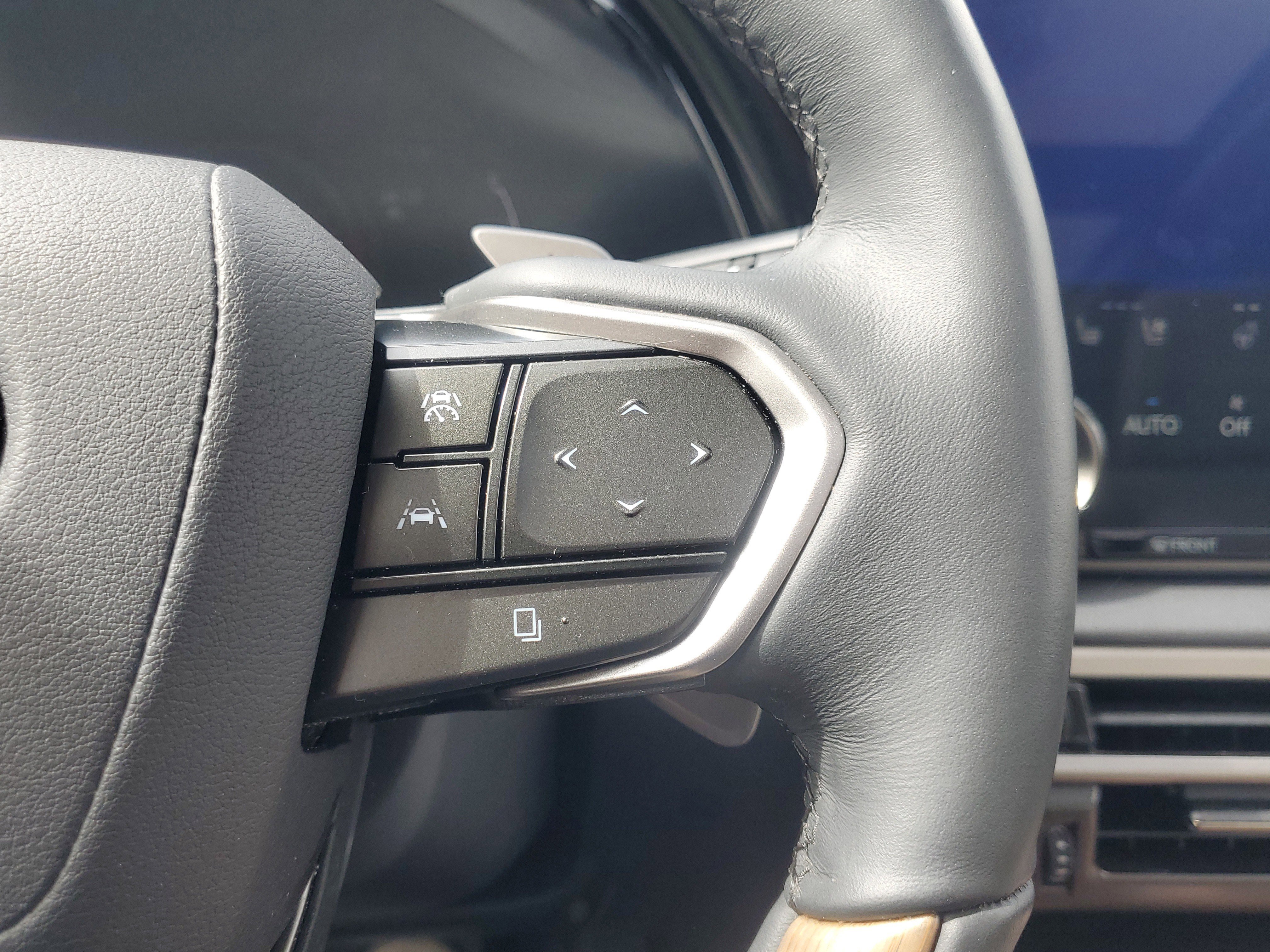 Used 2023 Mica Lexus RX 350 image 24