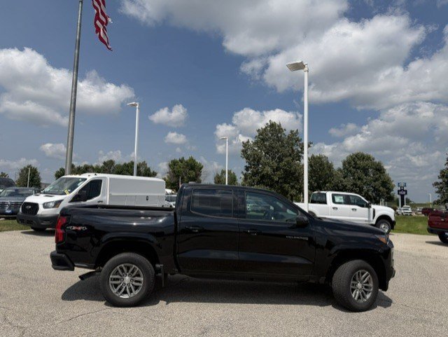 Used 2024 Black Chevrolet 4WD LT image 8