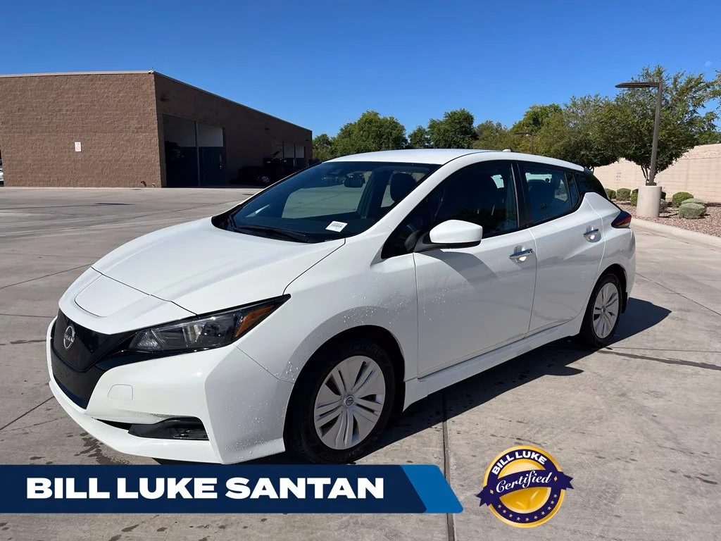 2025 Nissan Leaf