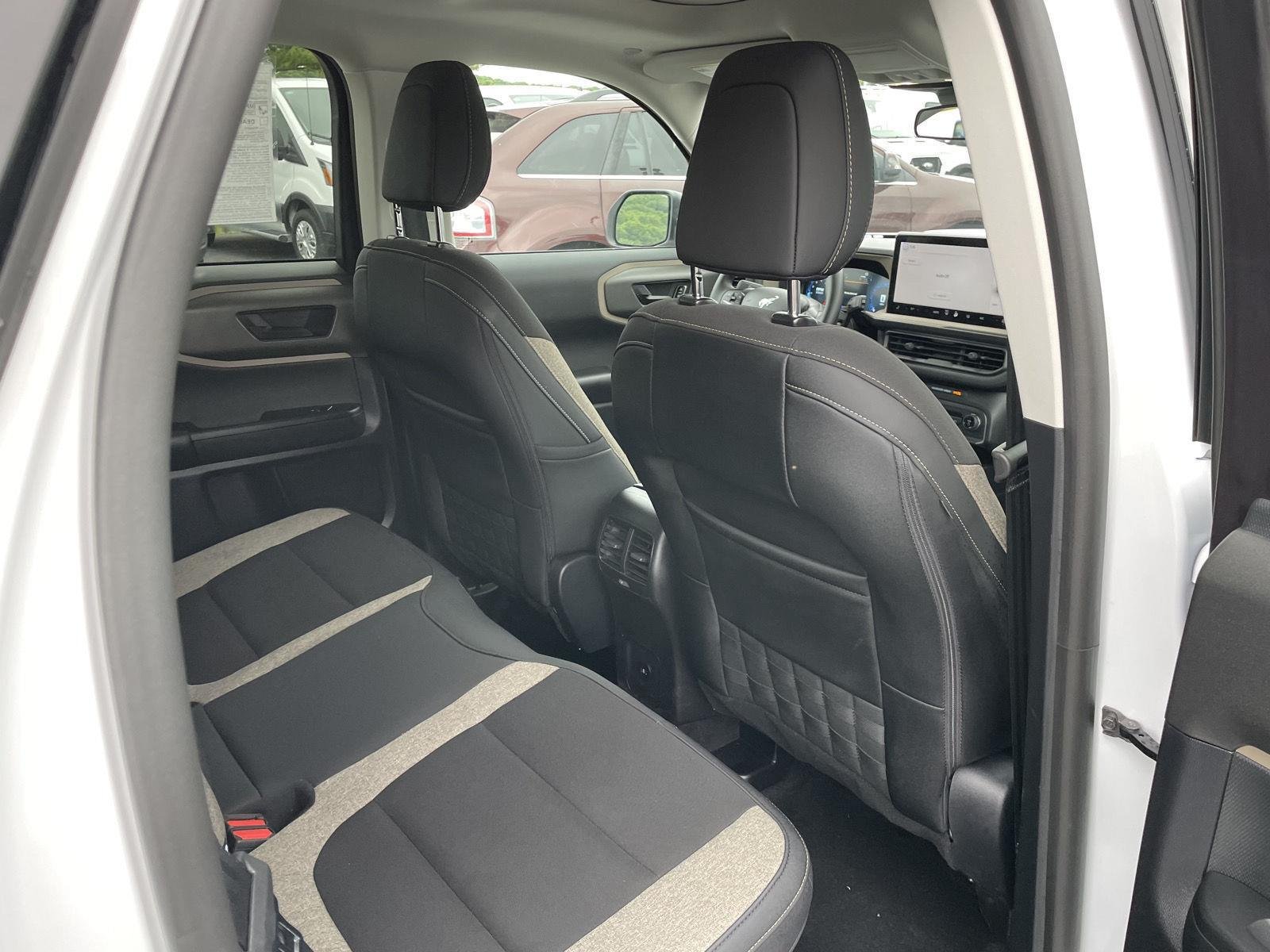 Used 2025  Ford Big Bend image 29