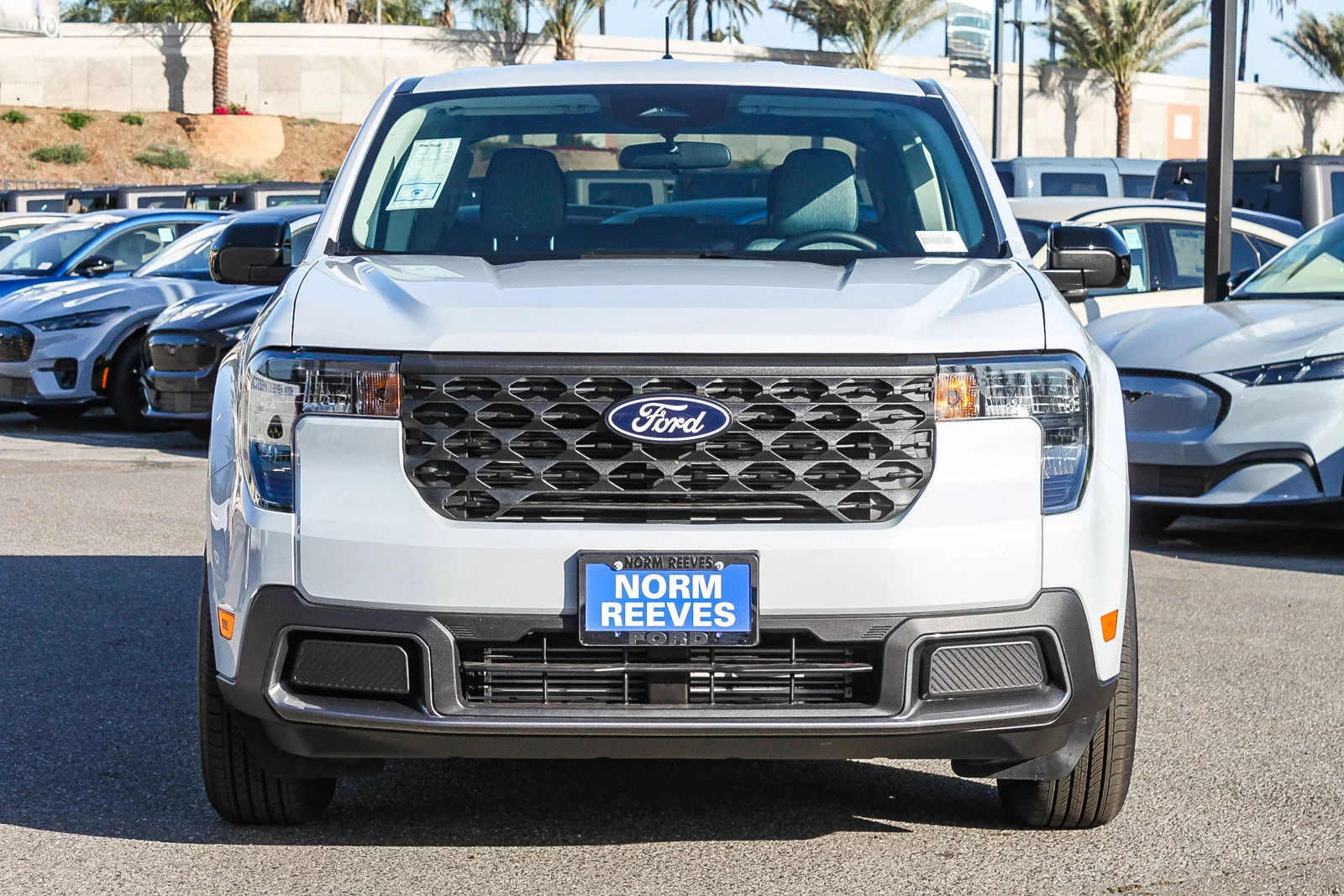 New 2025 White Metallic Ford XLT image 2