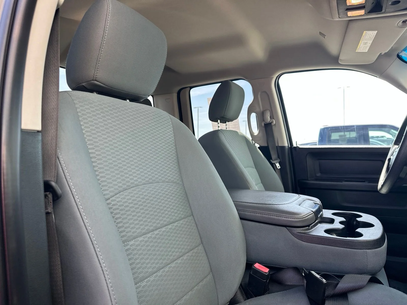 Used 2019 Gray Ram Express image 29