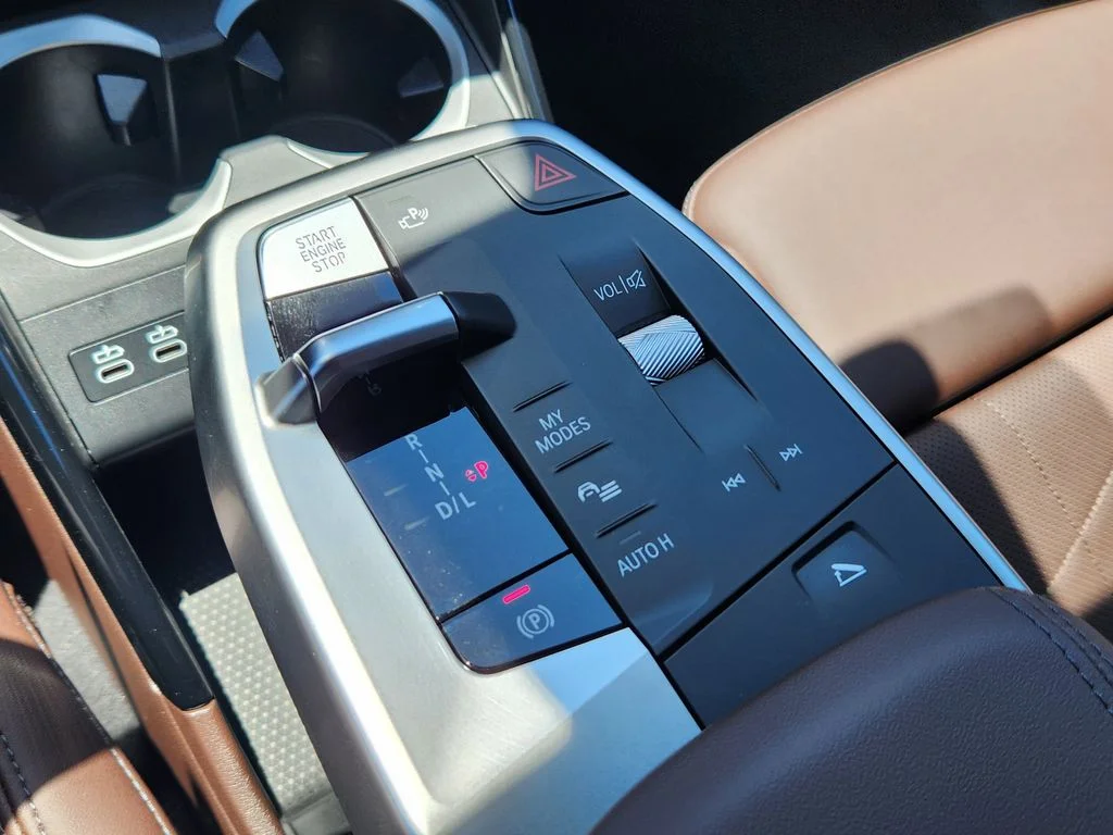 2025 BMW X2 28i - Photo 26