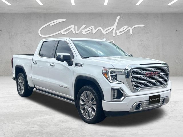 Used 2022 White Frost Tricoat GMC Denali image 2