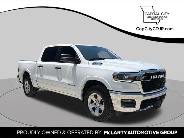 Used 2025 White Ram Big Horn/Lone Star image 1