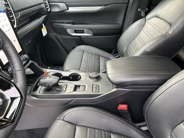 New 2024 Cactus Gray Ford LARIAT image 70