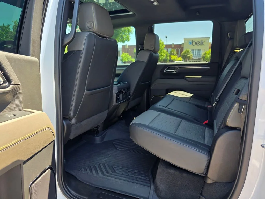 Used 2024 Summit White Chevrolet ZR2 image 33