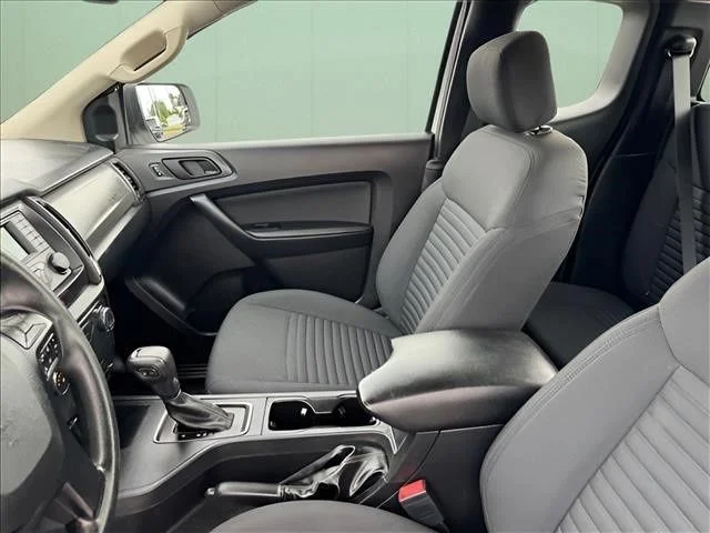 Used 2020 White Ford XL image 7