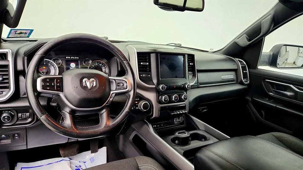 Used 2019 Diamond Black Crystal Pearlcoat Ram Big Horn 4x4 Crew Cab 5