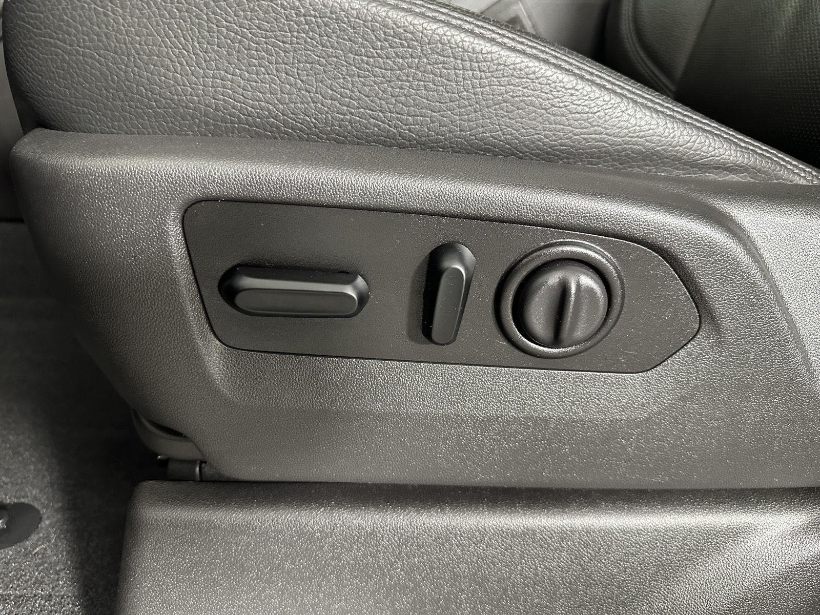 Used 2020 Dark Sky Metallic GMC Denali image 10