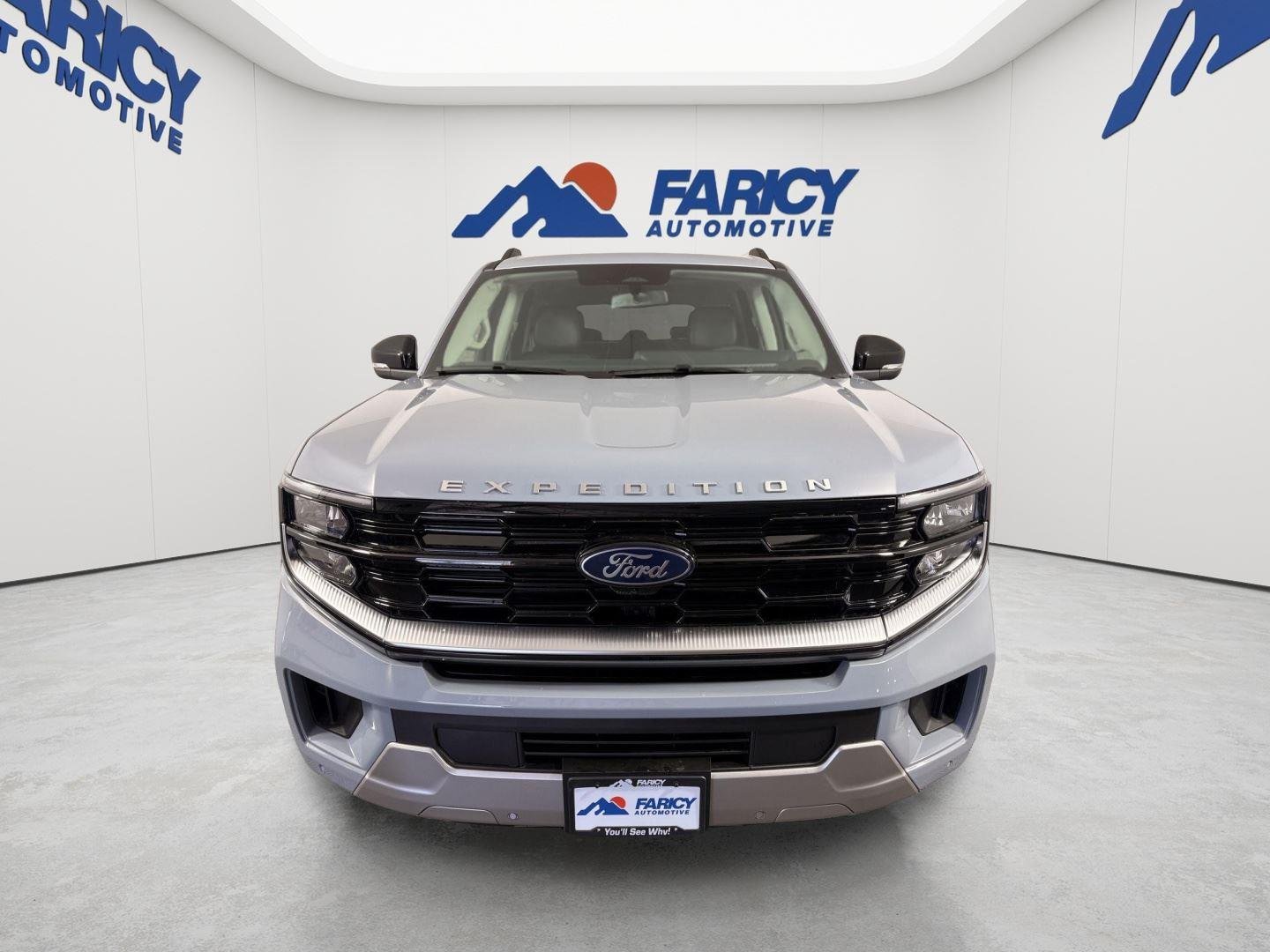 New 2026 Glacier Gray Metallic Tri-Coat Ford Platinum® image 11