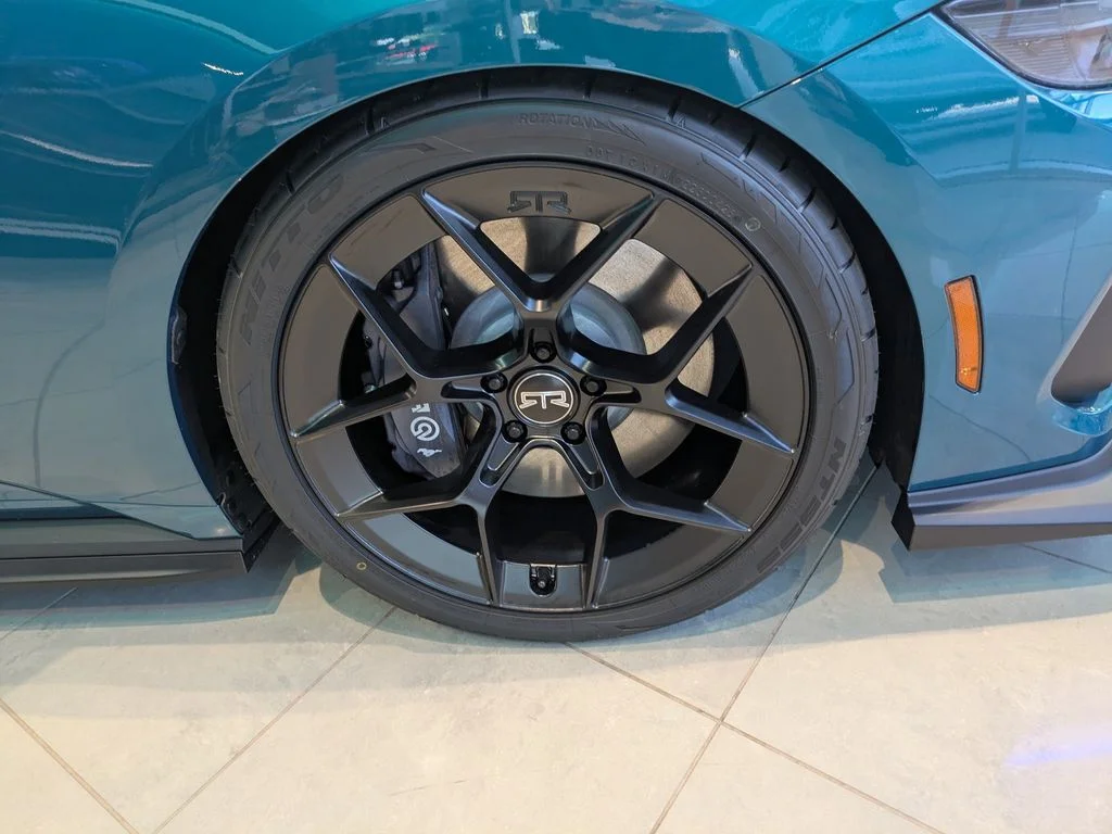 New 2026 Adriatic Blue Metallic Ford GT Premium image 11