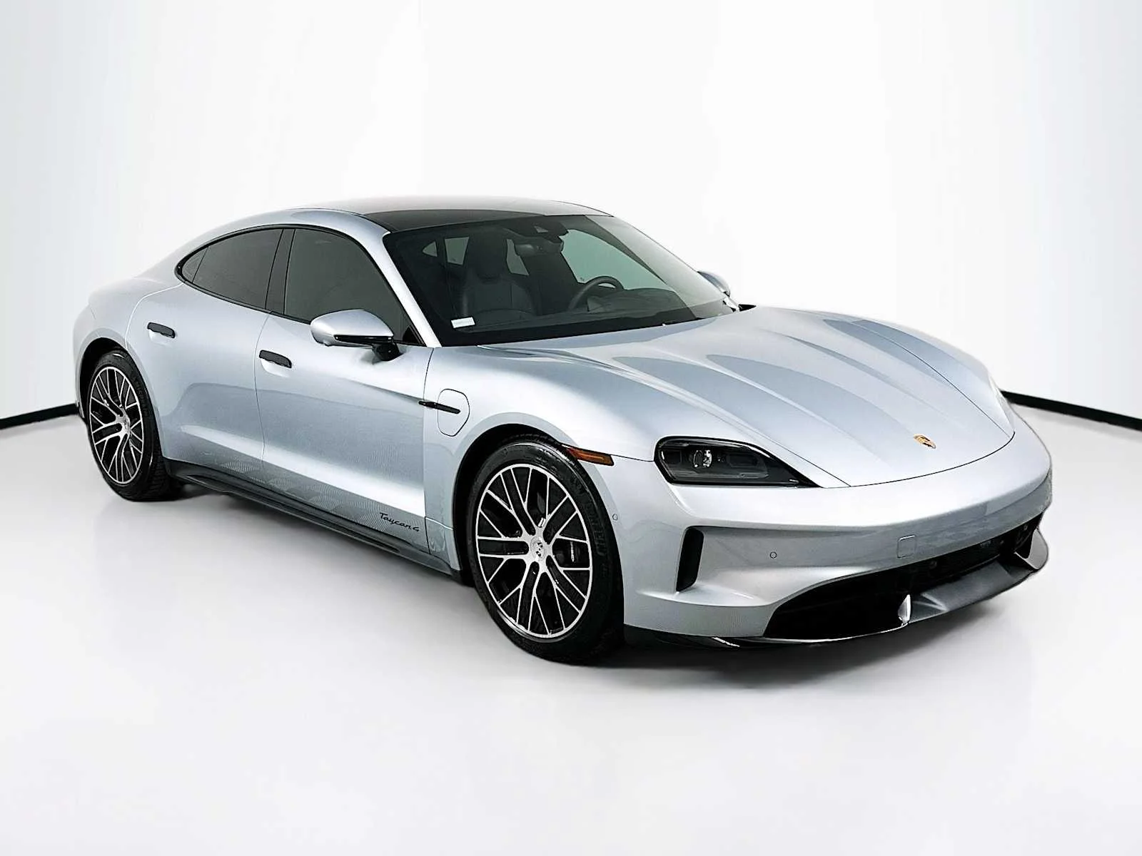 2025 Porsche Taycan Base - Photo 7