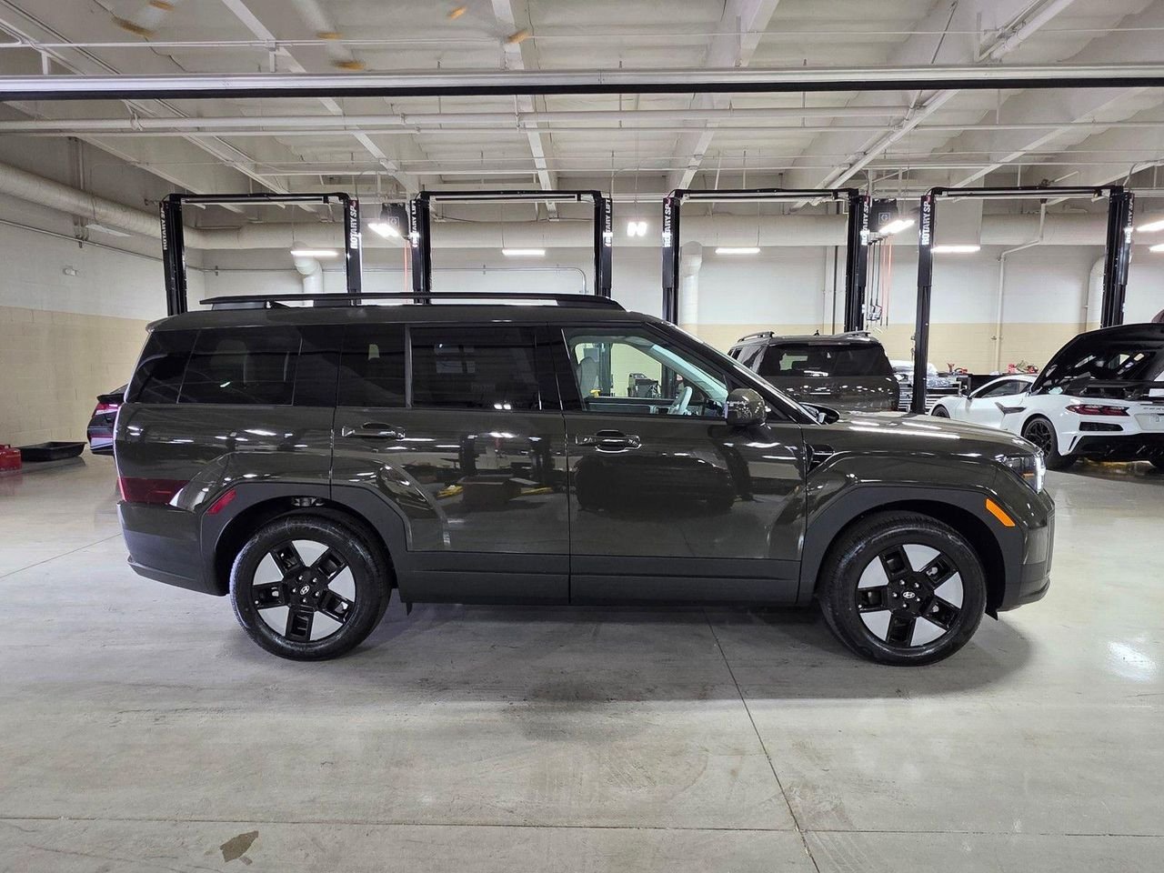 New 2026 Rockwood Green Hyundai SEL image 8