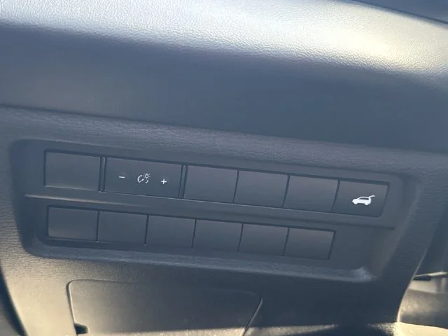 2024 Mitsubishi Outlander SE - Photo 18