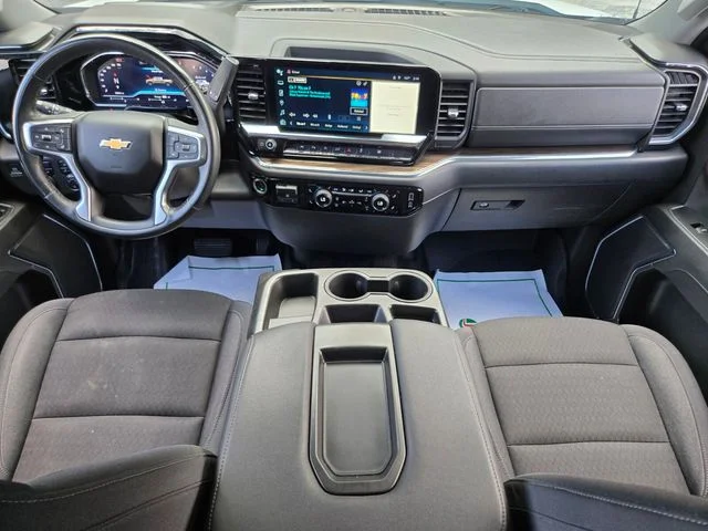 Used 2024 White Chevrolet LT image 14