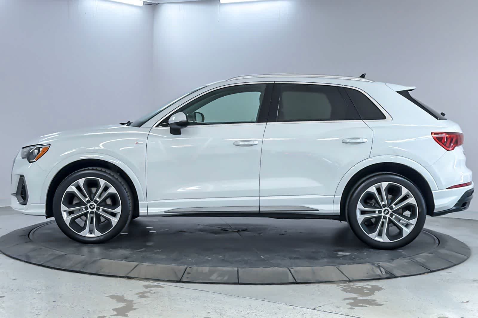 Used 2021 White Audi S line Premium image 5