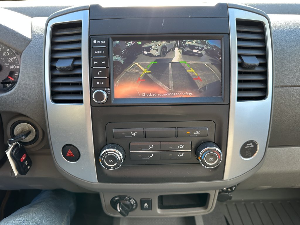 Used 2019 White Nissan SV image 18