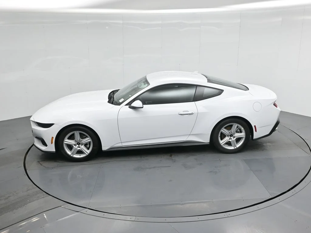 New 2026 Oxford White Ford EcoBoost image 38
