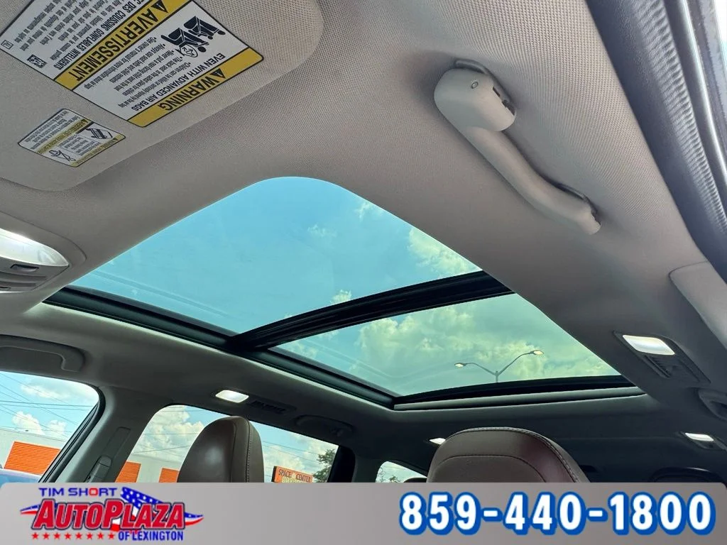 Used 2022 Black Subaru Touring image 32