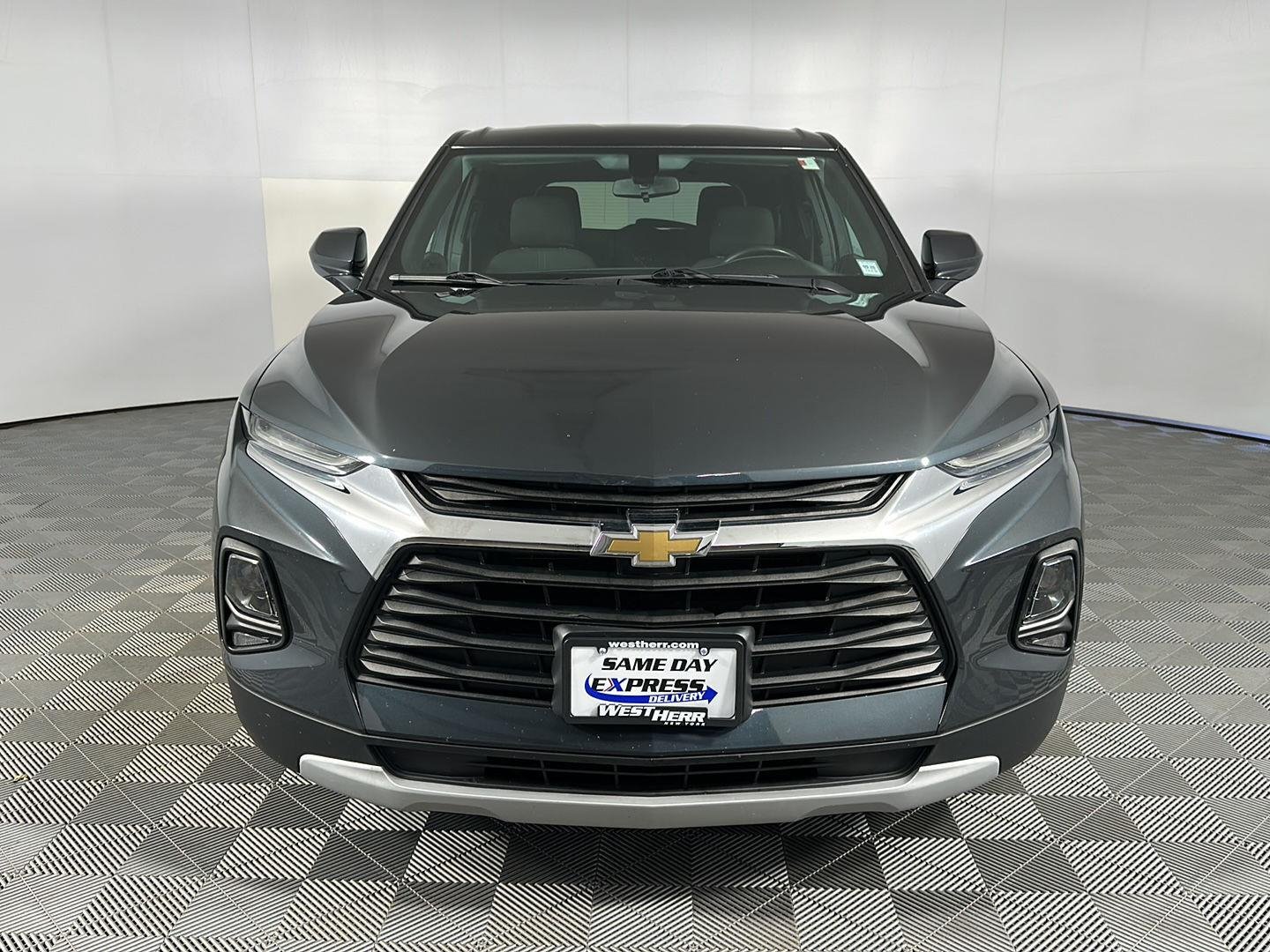 Used 2020 Graphite Metallic Chevrolet LT image 12