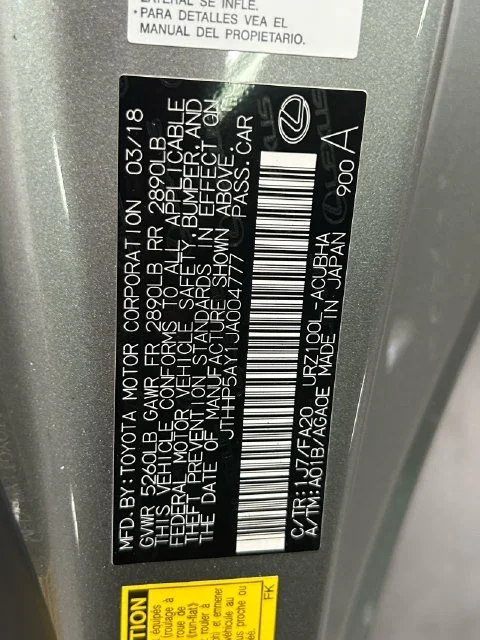Used 2018 Silver Lexus 500 image 28